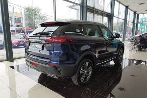 x70-rear-view x70-rear-view